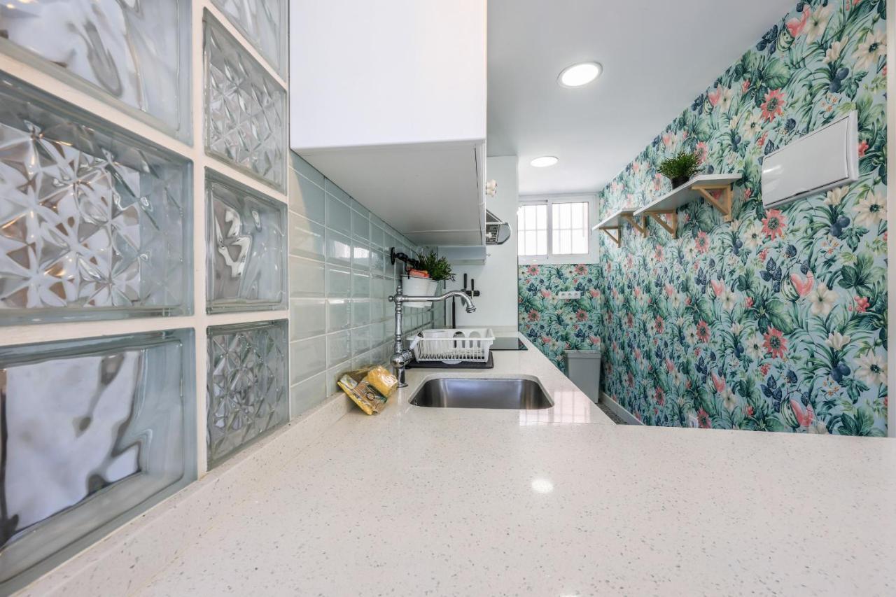Apartamento Para 5 Personas Cerca De Ifema Y Aeropuerto Alquiler Temporal Madrid Buitenkant foto