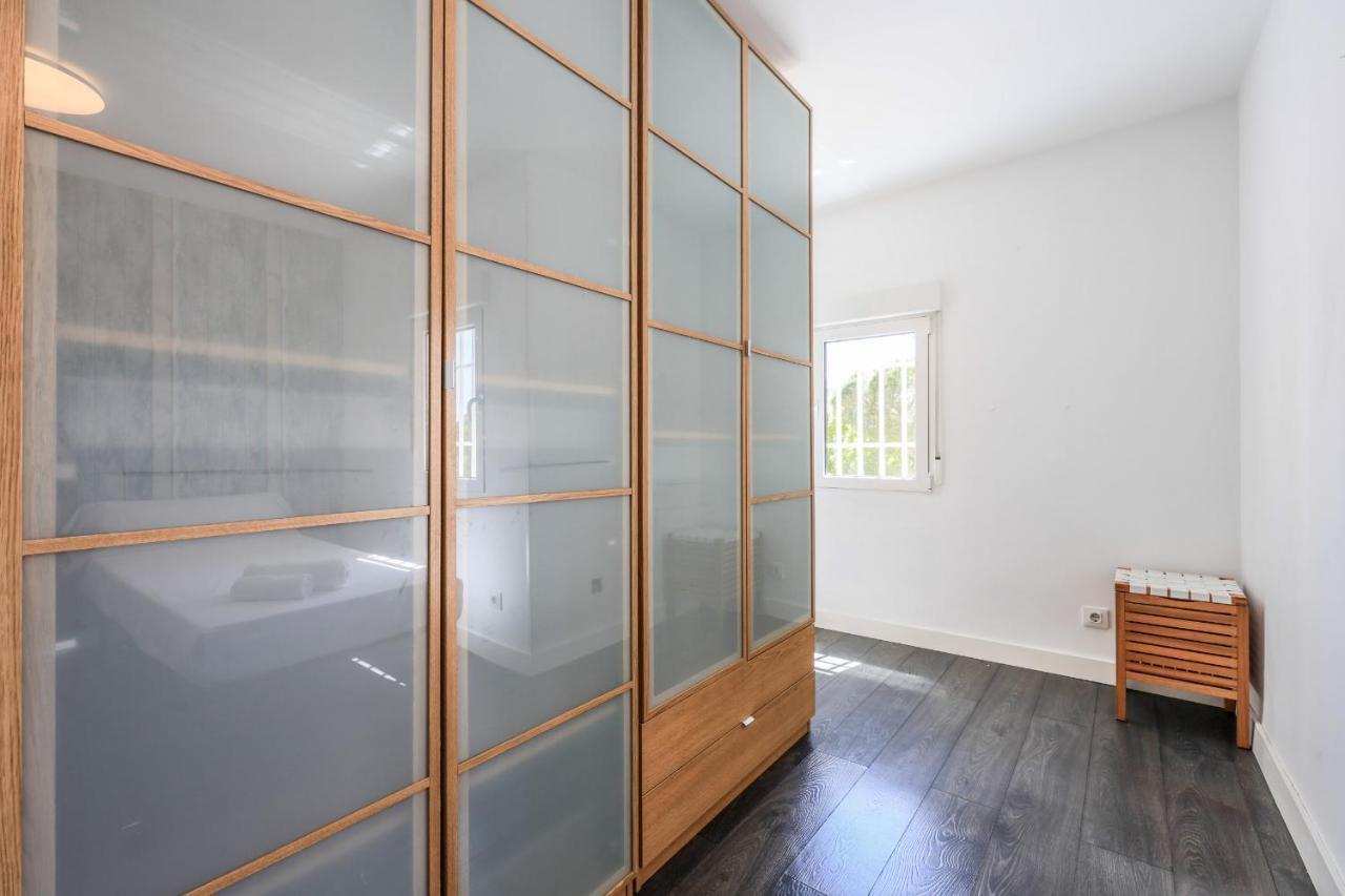 Apartamento Para 5 Personas Cerca De Ifema Y Aeropuerto Alquiler Temporal Madrid Buitenkant foto